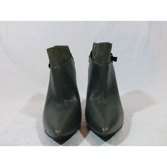 NEW Kenneth Cole Gray Leather Ankle Boot - Picture 2 of 8